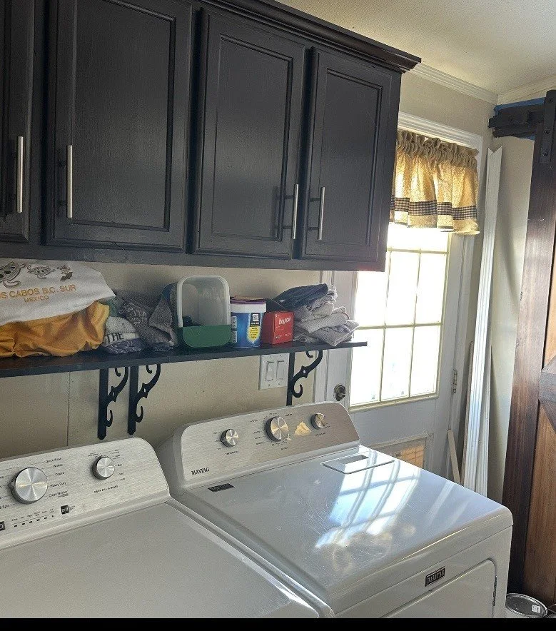 11Laundry room Back door entry Henrieville house.jpg