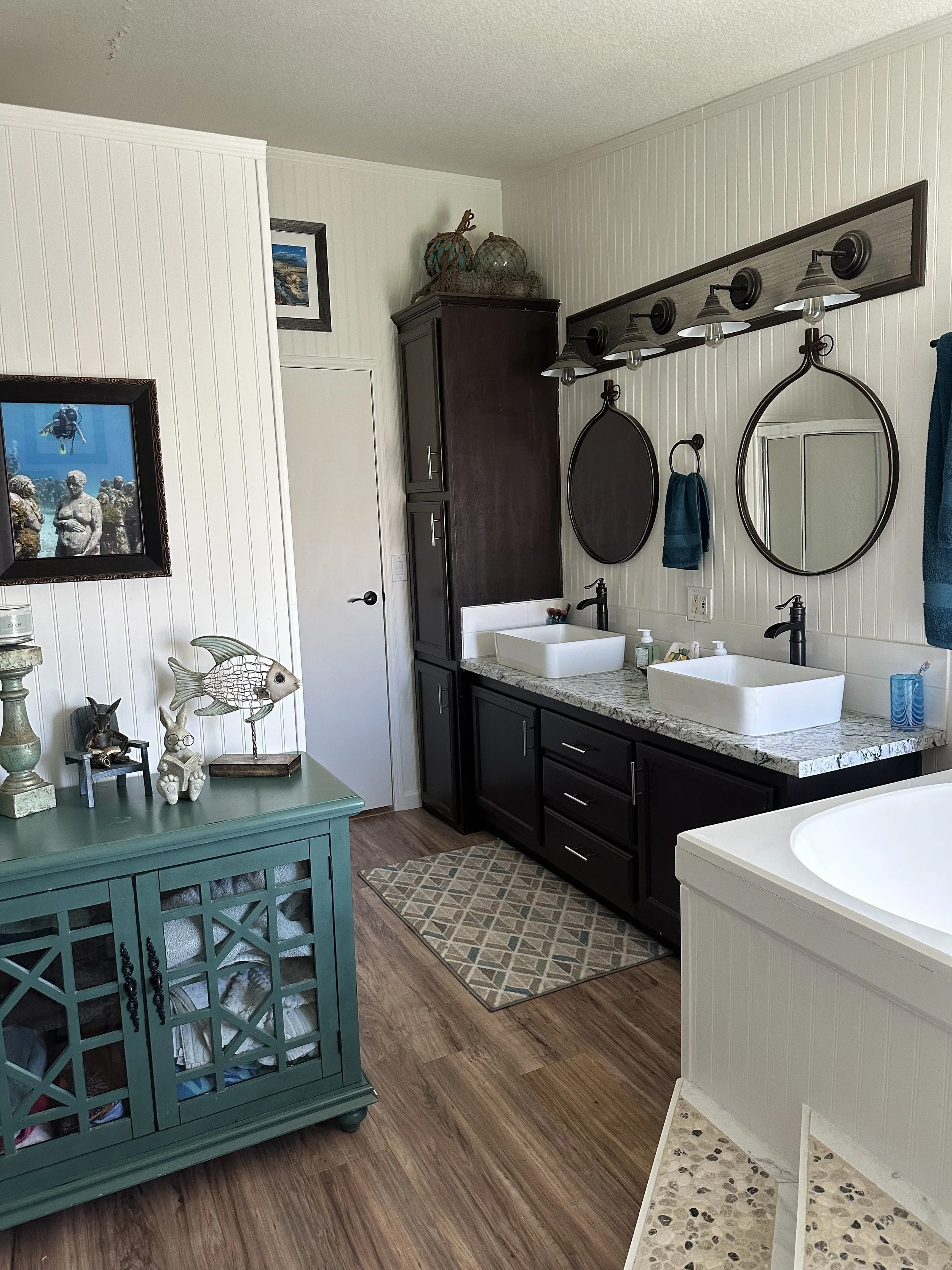 16 Henrieville House Bathroom 1.jpg