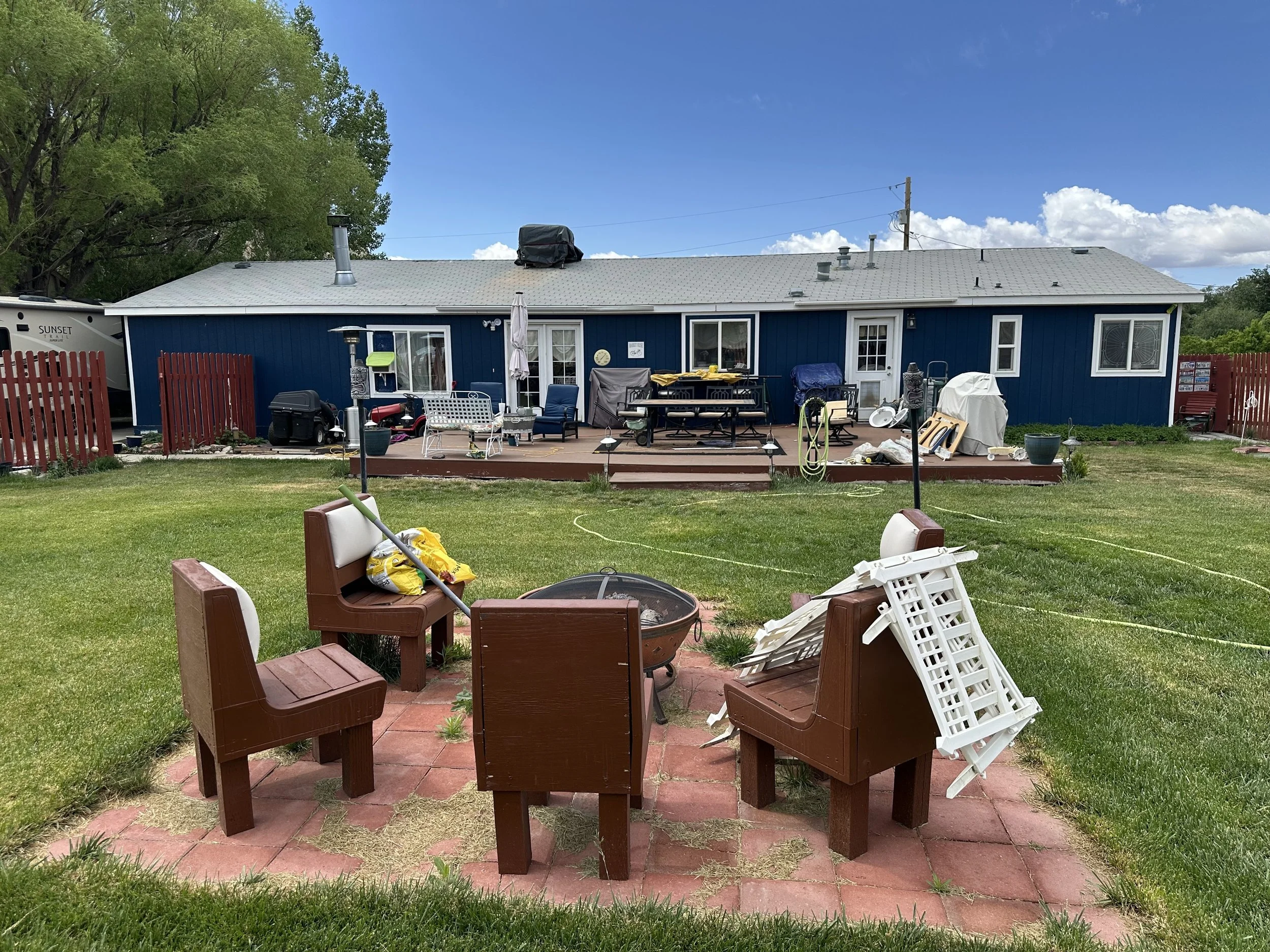 21 photo e house.jpg