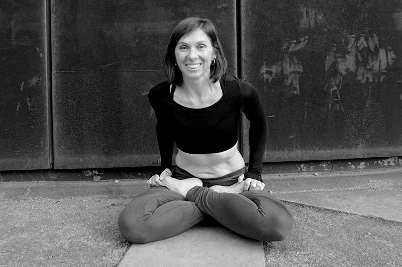 B&W_padmasana.jpg
