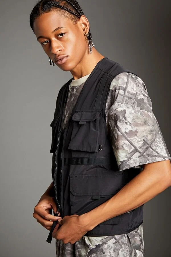 UO Utility Vest C$82.00