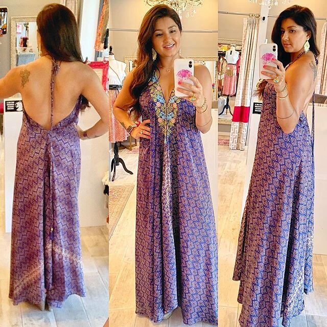 Summers are all about flowy Maxi dresses. This dress is one of my favorites because it&rsquo;s long but oh so sexy. #julesclosetllc #boutiqueshopping #boutique #boutiquestyle #maxidress #bohostyle #outfitinspiration #warrennj