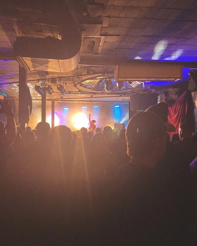 Thanks for the mini holiday Halifax ❤️ always happy to be @deannapetcoff &lsquo;s water boy/twin
.
Thanks for having us @halifaxpopx !