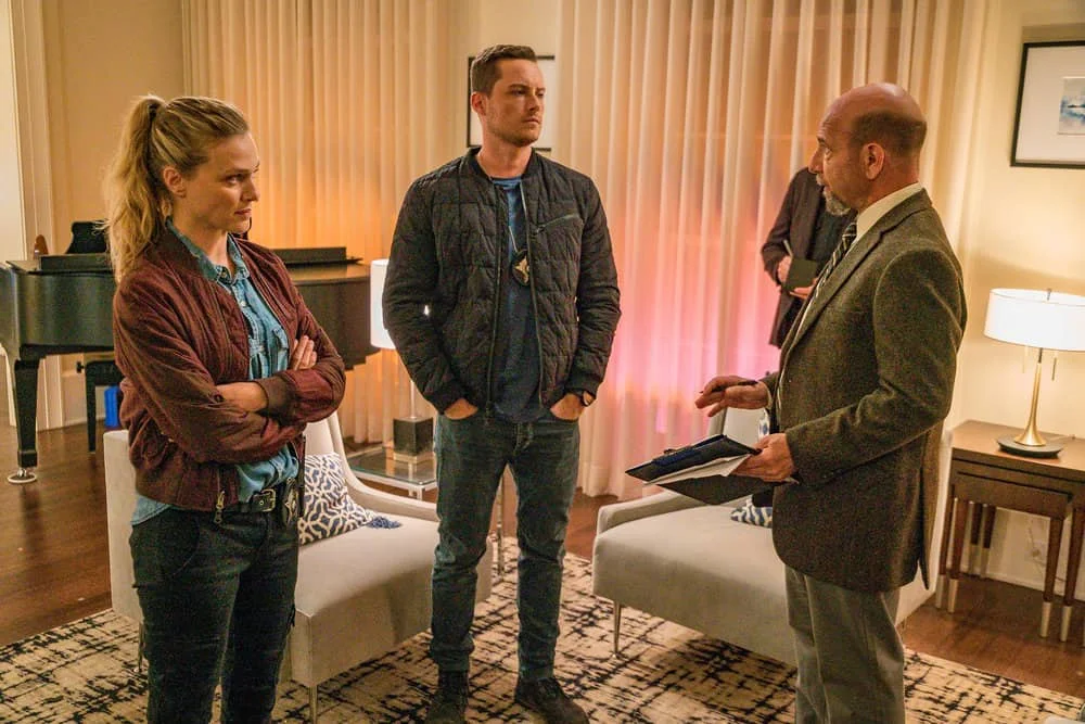 CHICAGO P.D. - “Doubt” Episode 701 - Pictured: (l-r) Tracy Spiridakos as Det. Hailey Upton, Jesse Lee Soffer as Det. Jay Halstead, Adam Bitterman as Det. Clay Terkla. Photo by: Matt Dinerstein/NBC