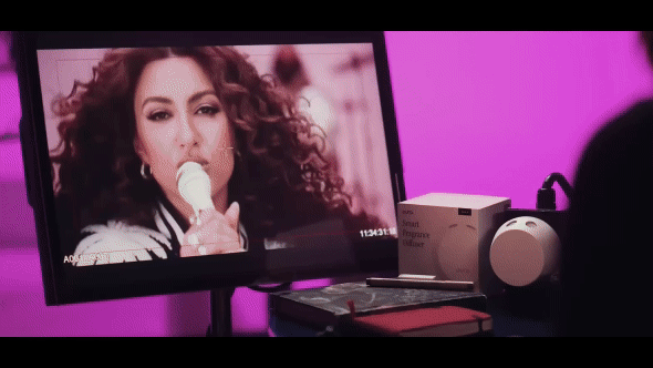 1 Tori Kelly GIF.gif