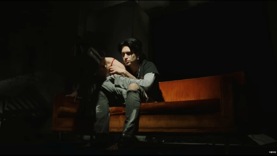 1 Amwricas Sweetheaart GIF.gif