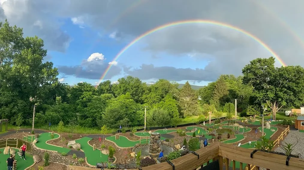 Kelly's Creamery mini golf