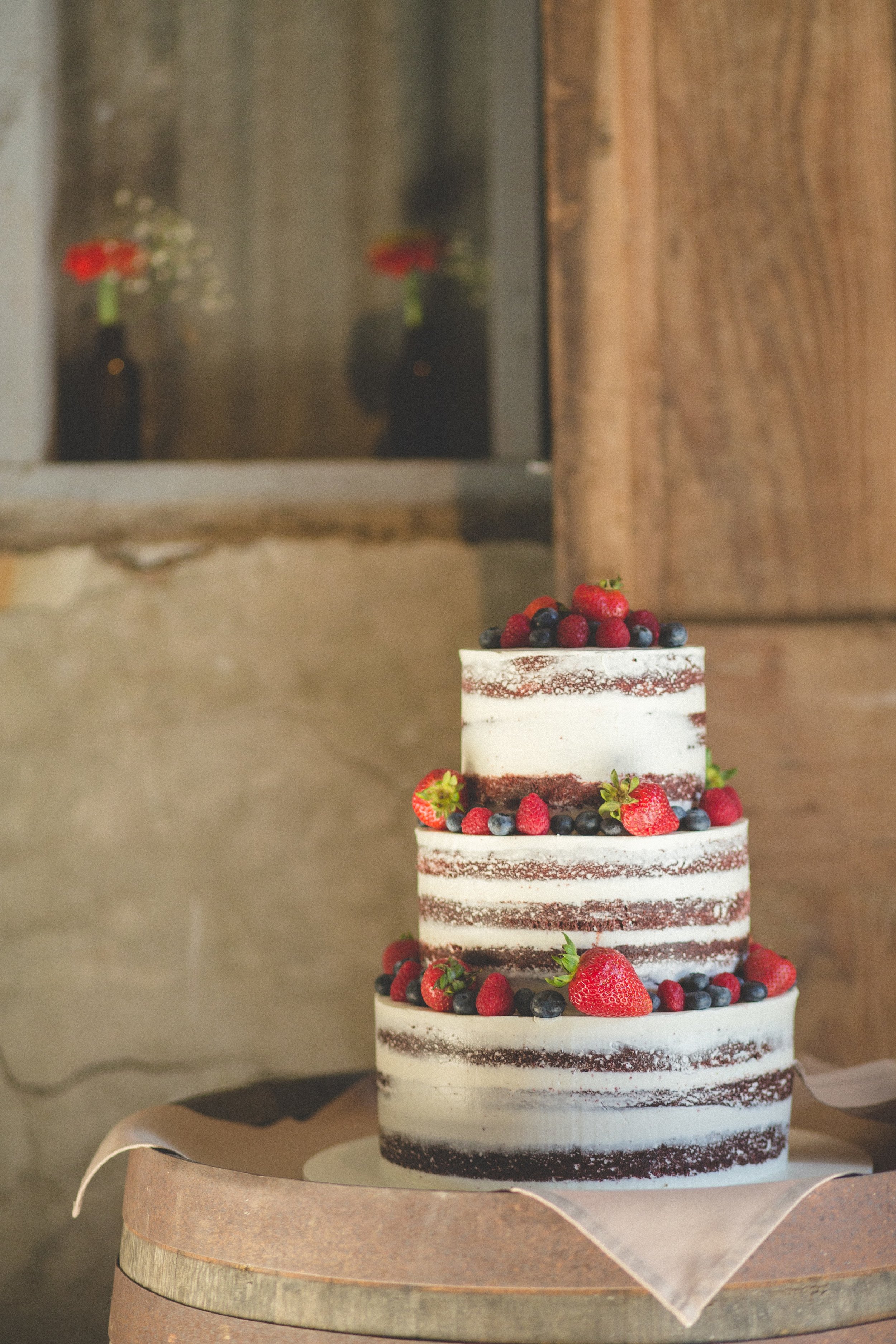 buttercream-wedding-cakes07.jpg