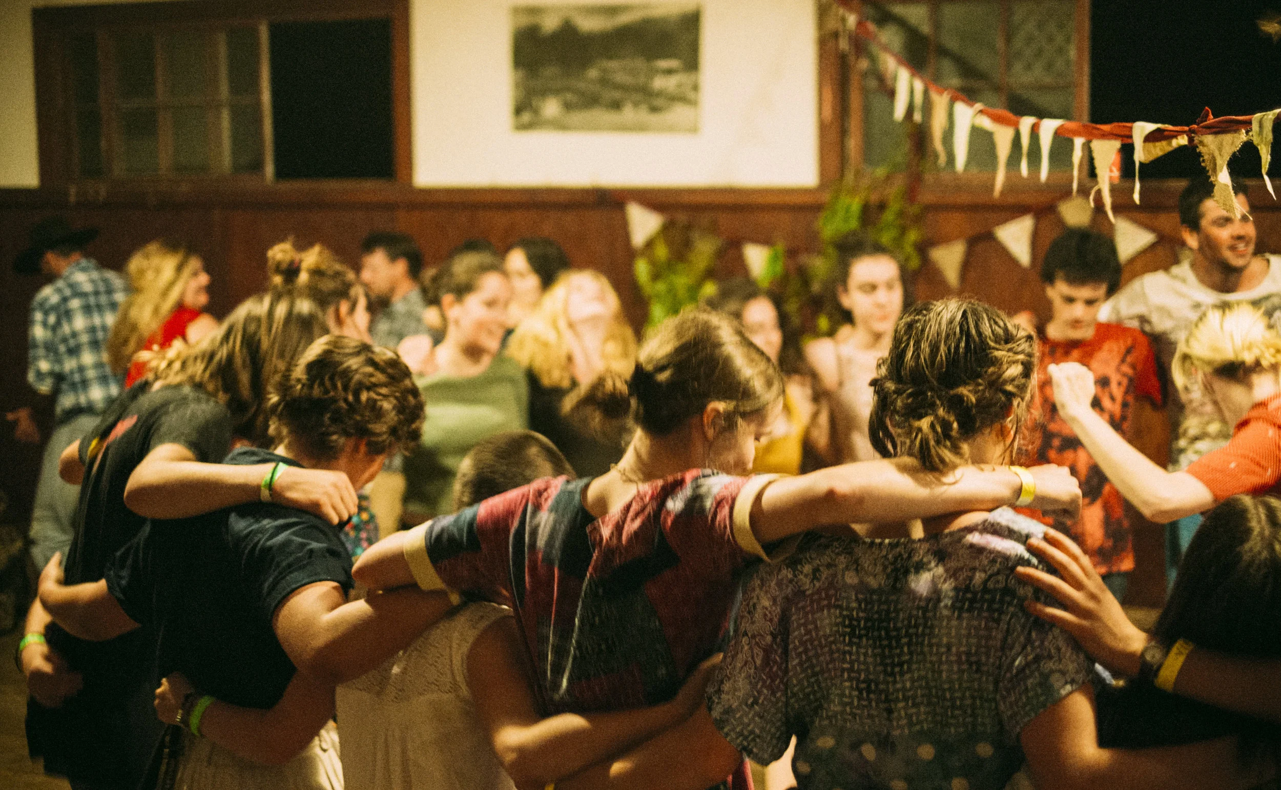 2016 Mittagundi Bushdance ©Georgia Ginnvian