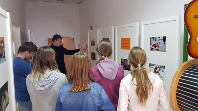 kurenti.jpg
