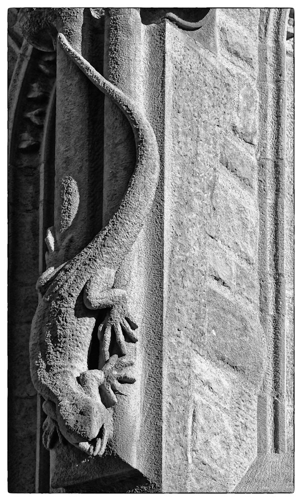 Barcelona Sagrada Familia Detail.jpg