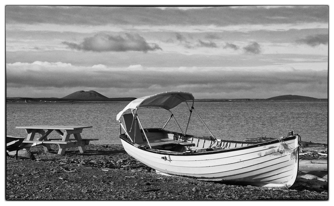 Tuktoyaktuk Beach.jpg