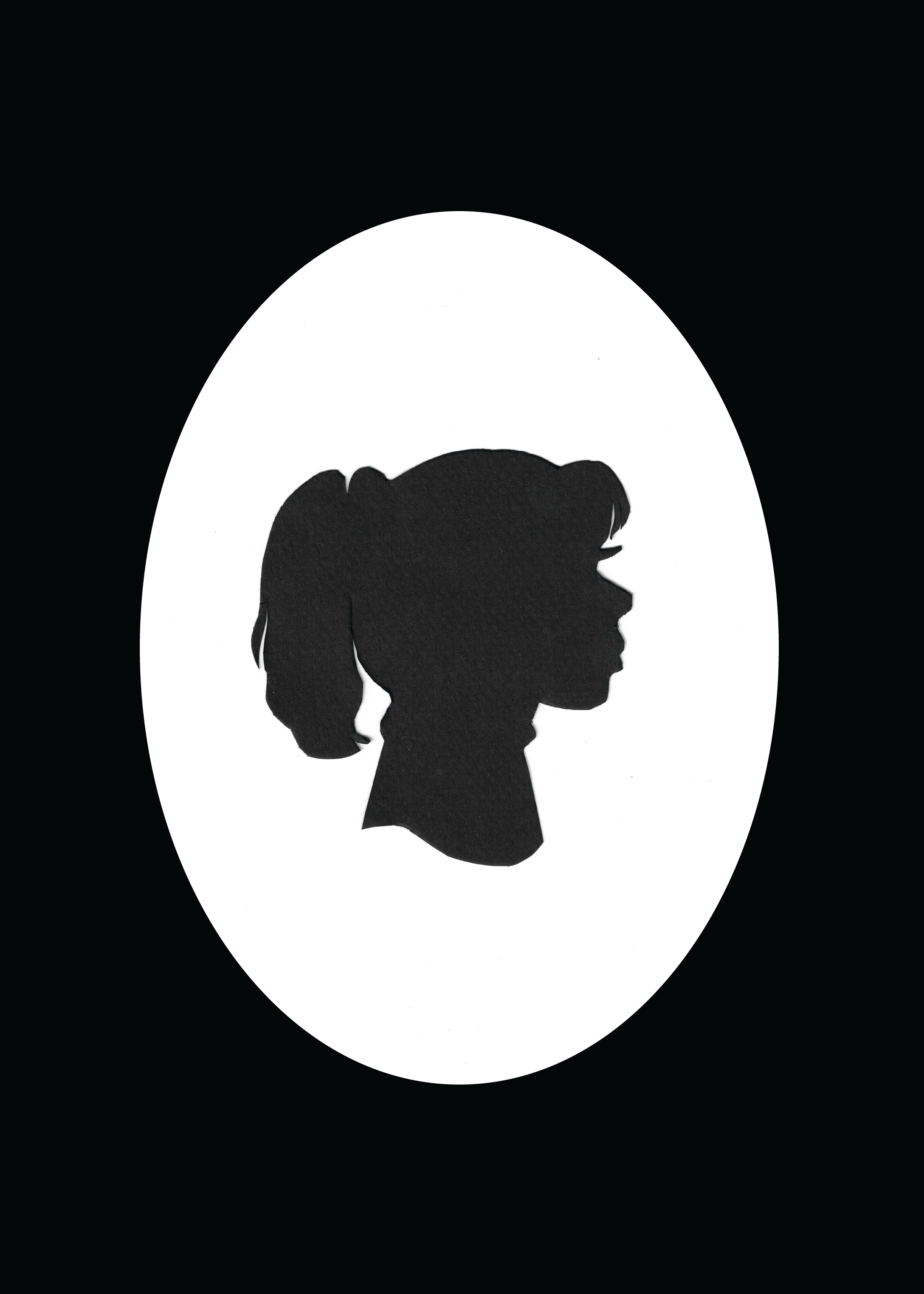 Colleen_Sinclair_Silhouette_4.png