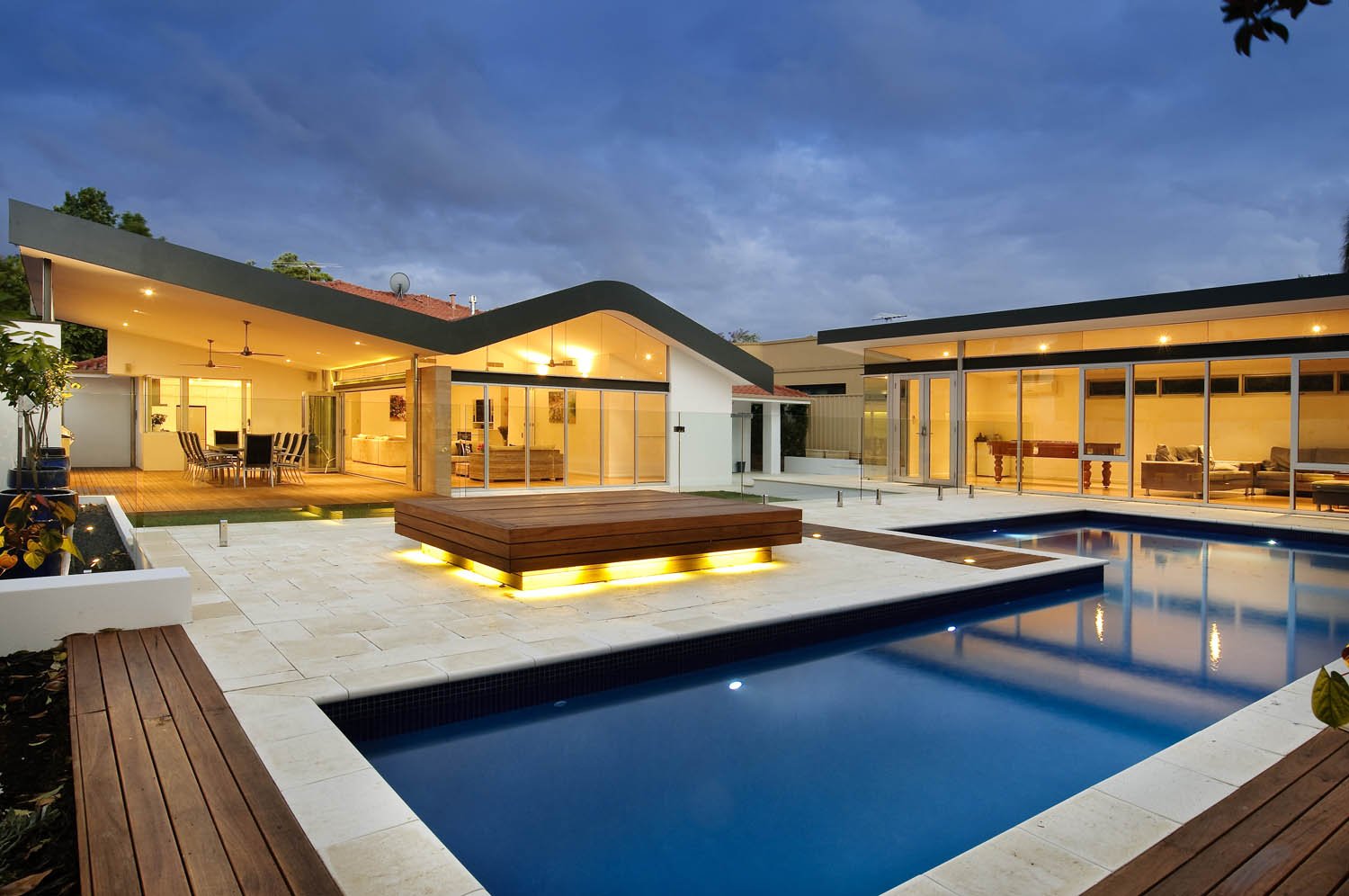 applecross-residence-perth-building-residential-design-architecture-exterior-designer-pool-landscaping-backyard.jpg