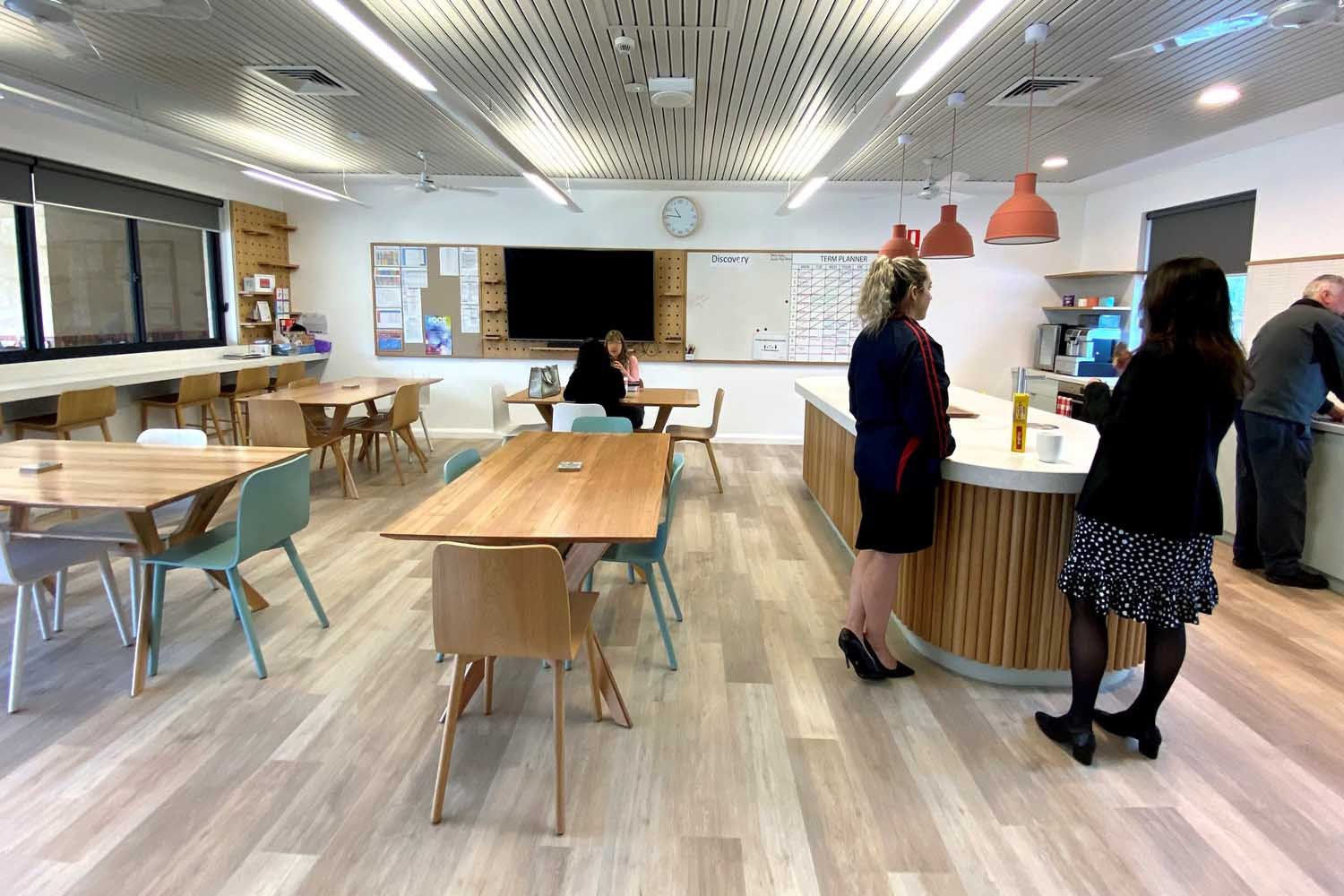 photograph-staffroom-interior-design-matthews-scavalli-schools-staff-architecture-architect.jpg