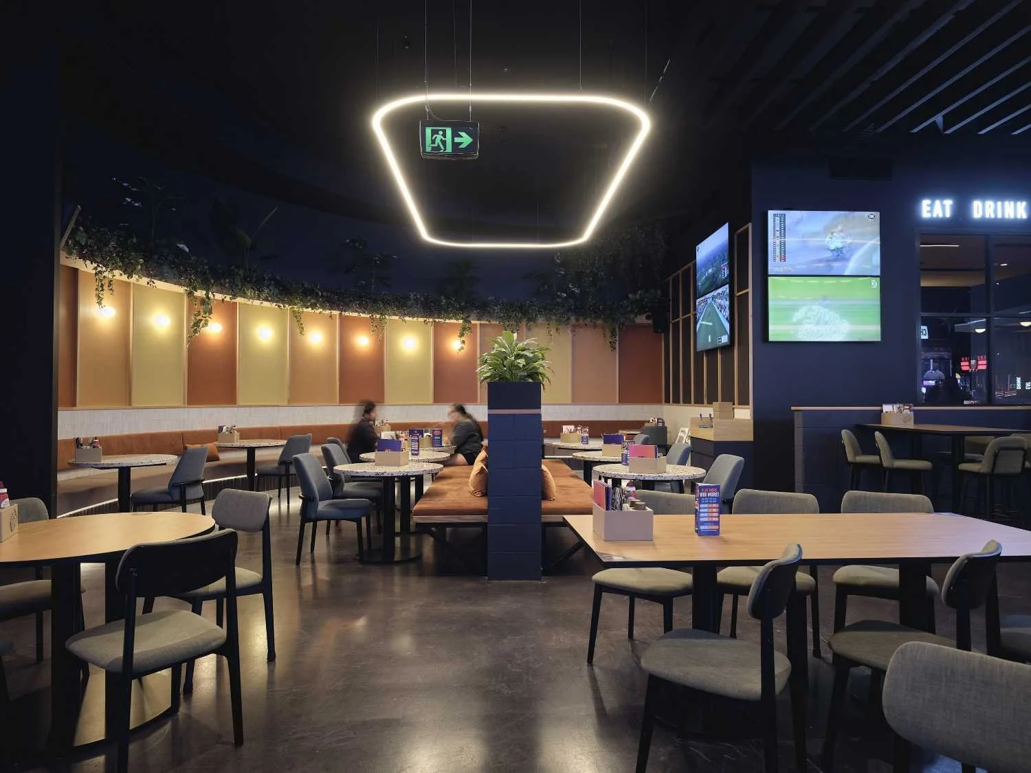 004 commercial, architecture, seating, dave and busters, perth, design.jpg