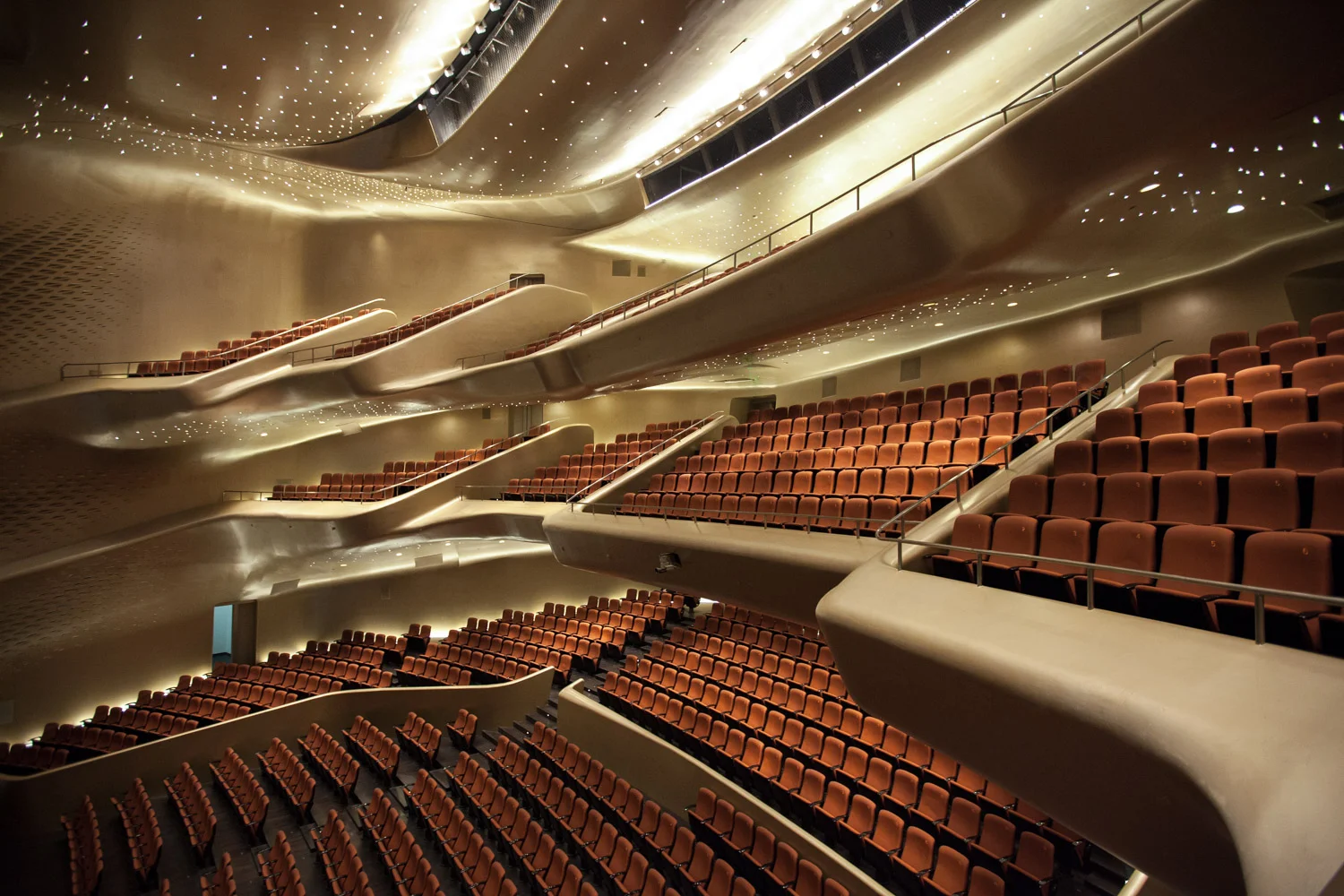 zaha-hadid-guangzhou-architecture-china-8616.jpg