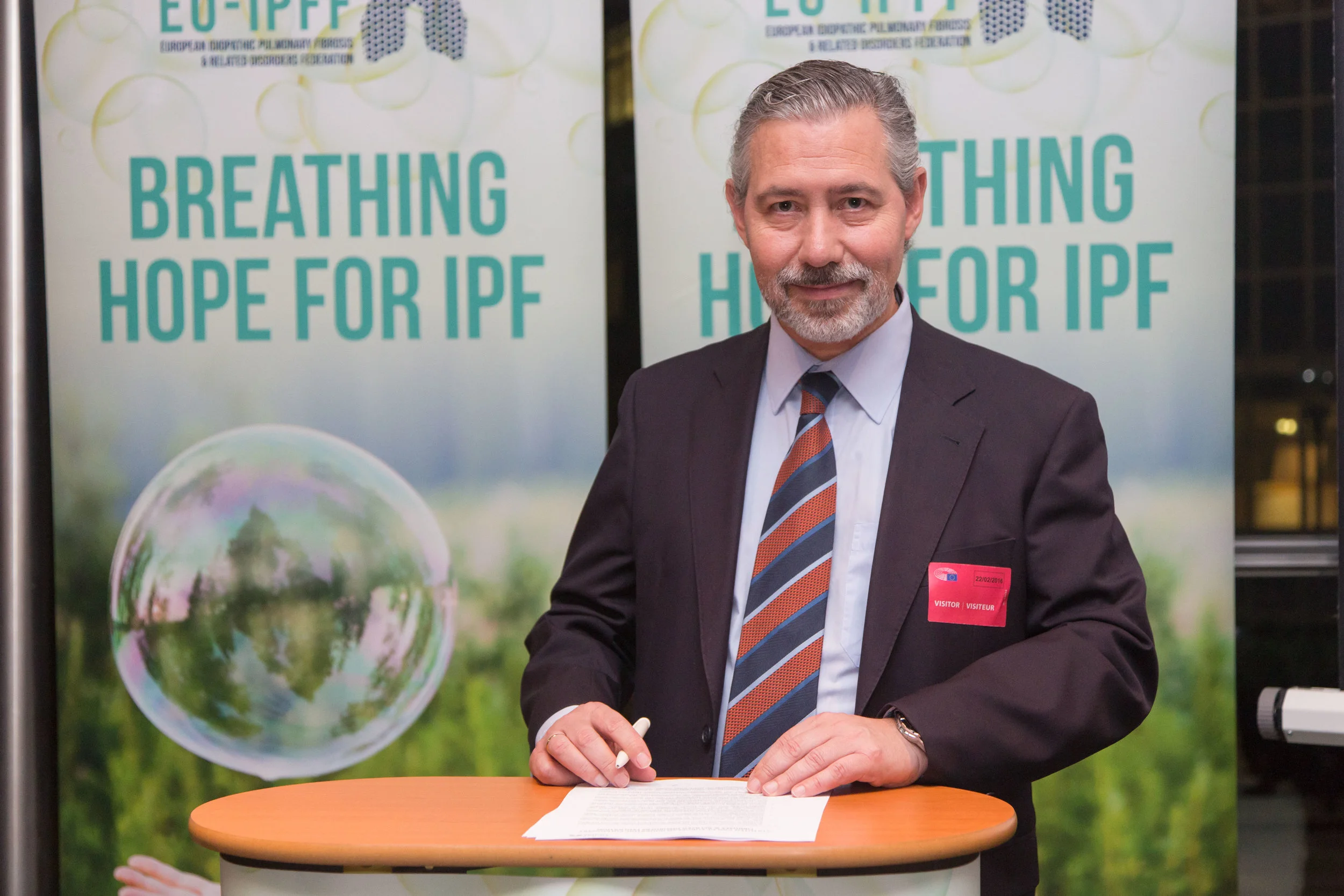 Carlos Lines Millán, President, signing the EU-IPFF Federation