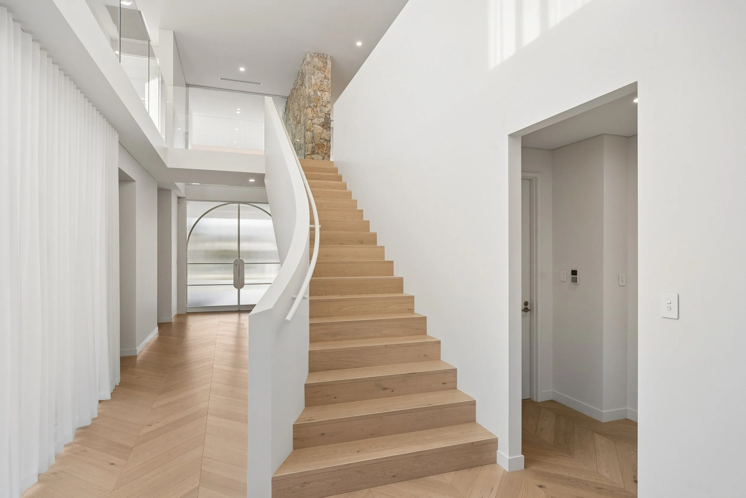 24 Kathleen St, Trigg 01.jpg