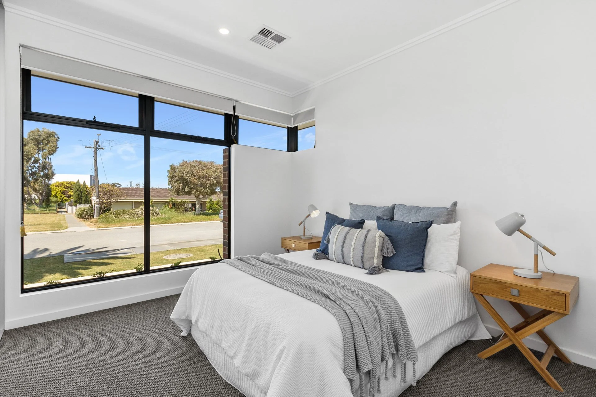 WEB 15 Arkana Way, Balcatta 01.jpg