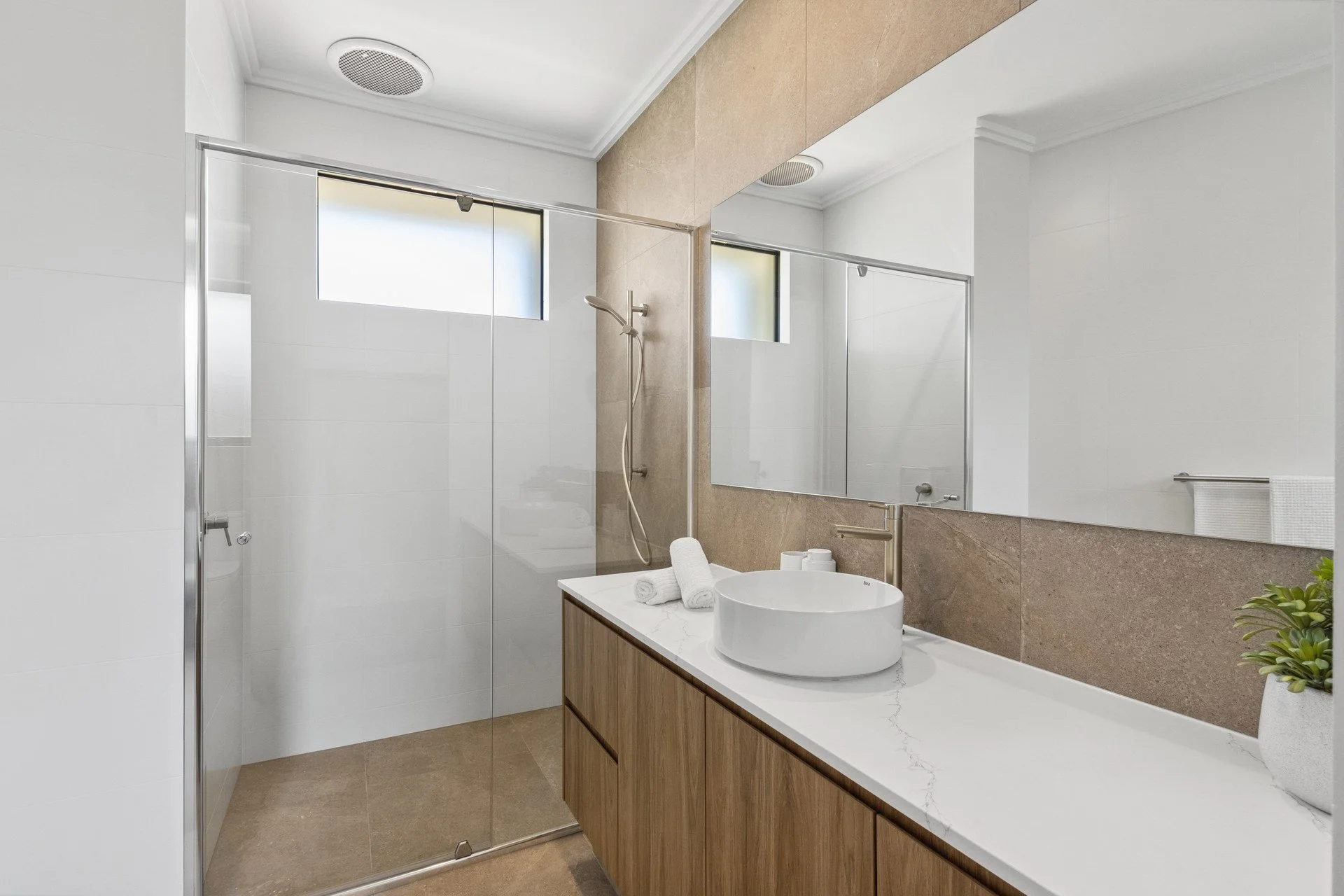 WEB 15 Arkana Way, Balcatta 09.jpg