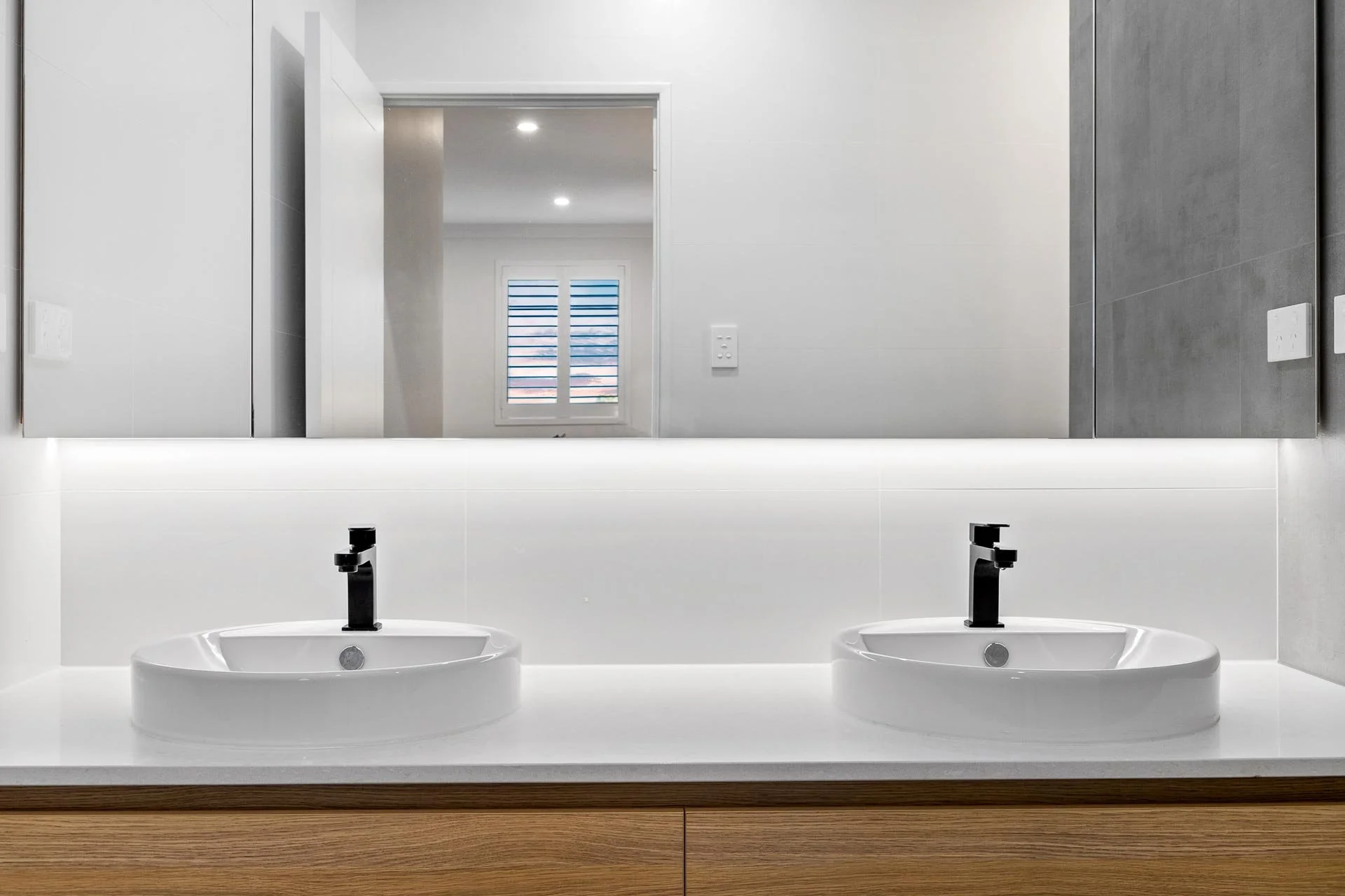 WEB 5 Wenberi Ln Mt Lawley 2.jpg