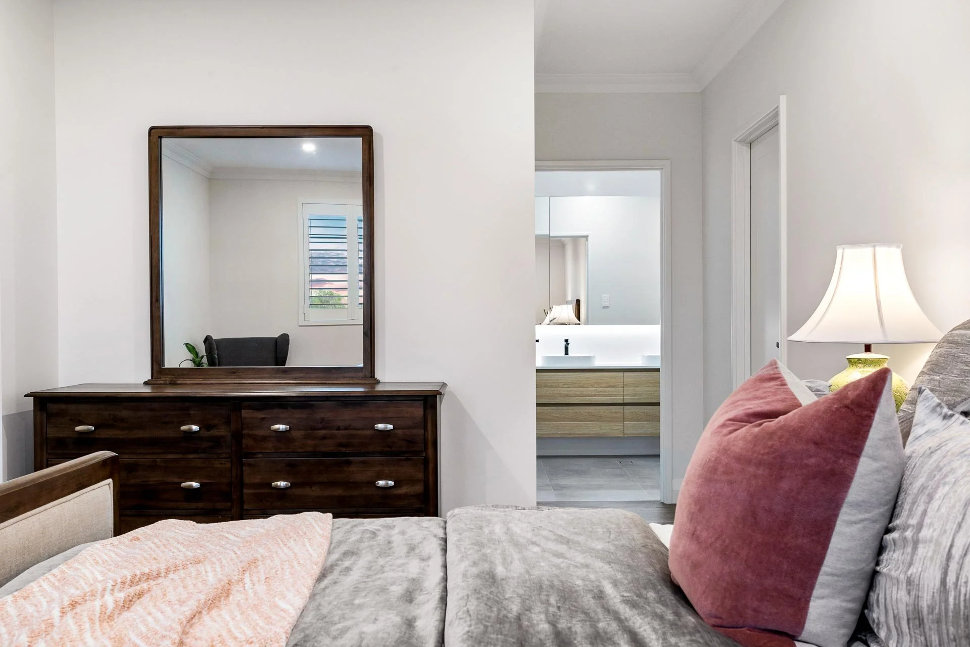 WEB 5 Wenberi Ln Mt Lawley 11.jpg