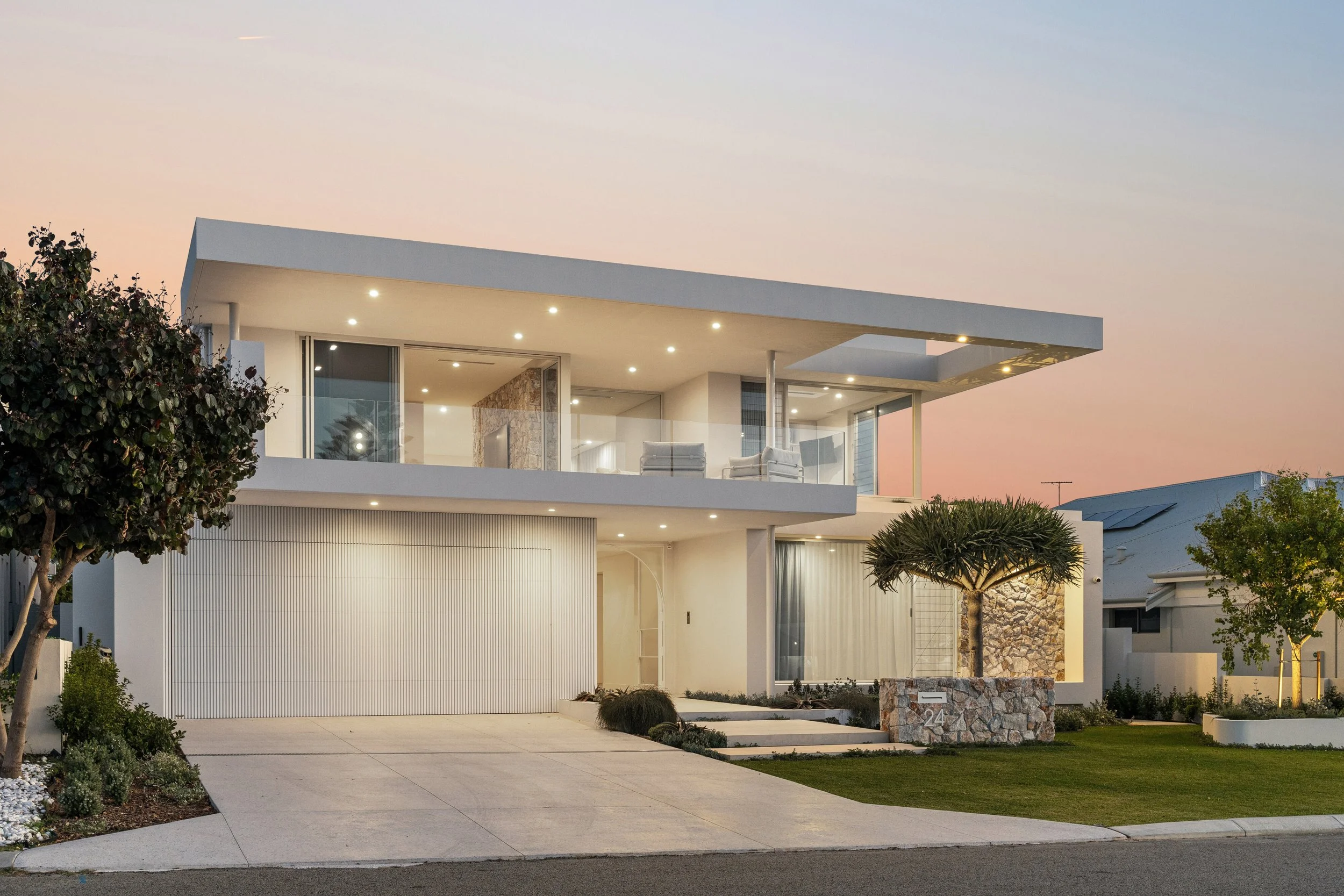 24 Kathleen St, Trigg 37.jpg