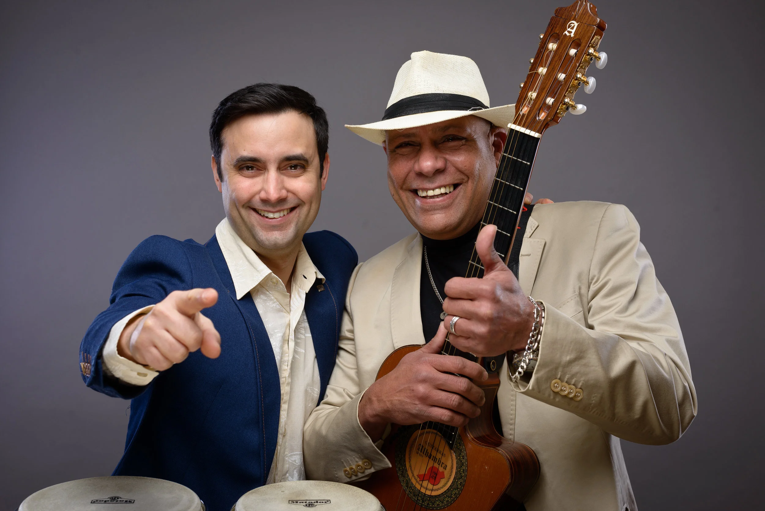 21. August 2019 DUO CUBANERO "Latin Music ist pure Lebensfreude!" RHYTHMUS IM BLUT