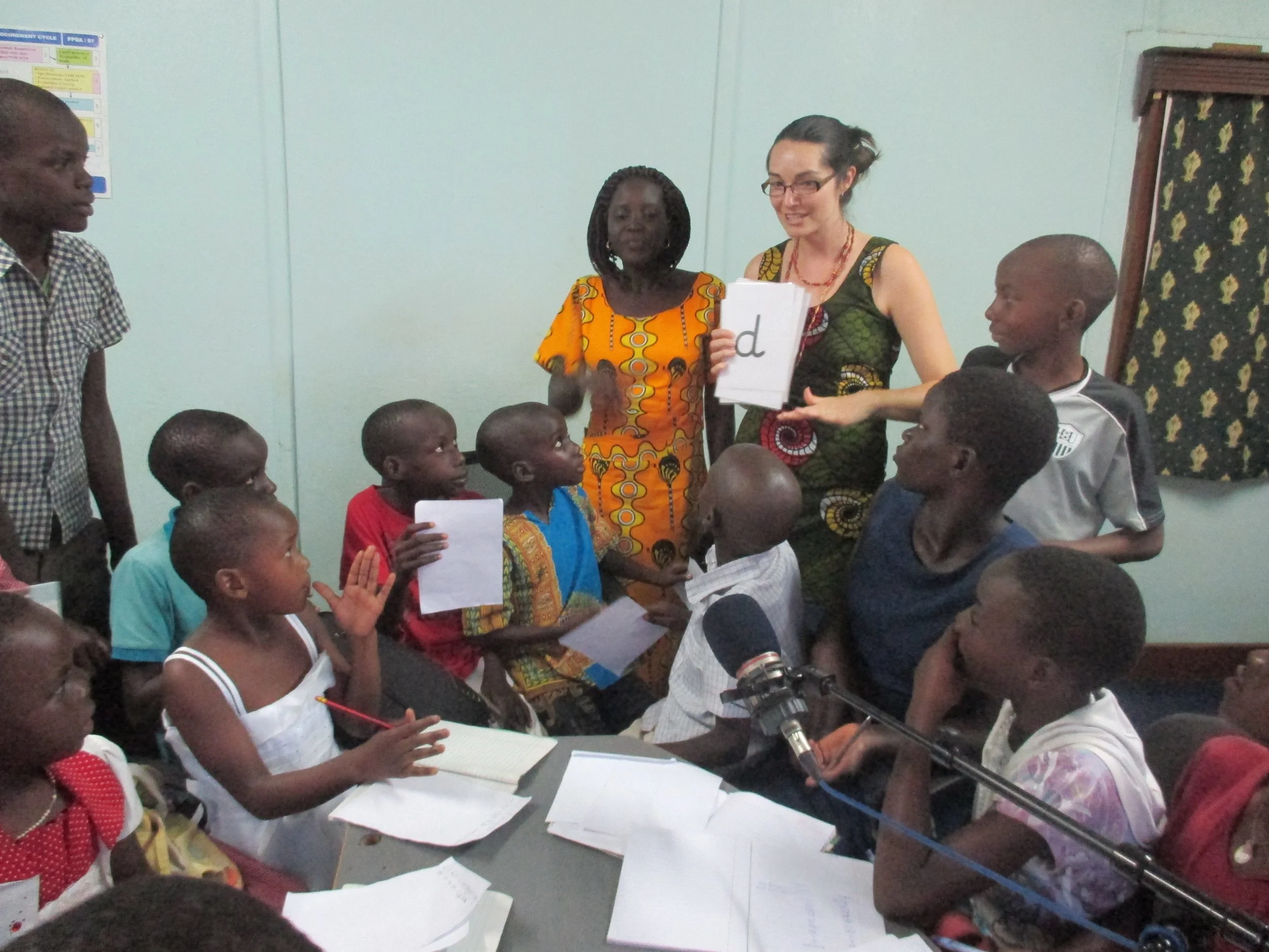 Teacher Jody and Teacher Catherine working with pupils for MEGA FM classroom