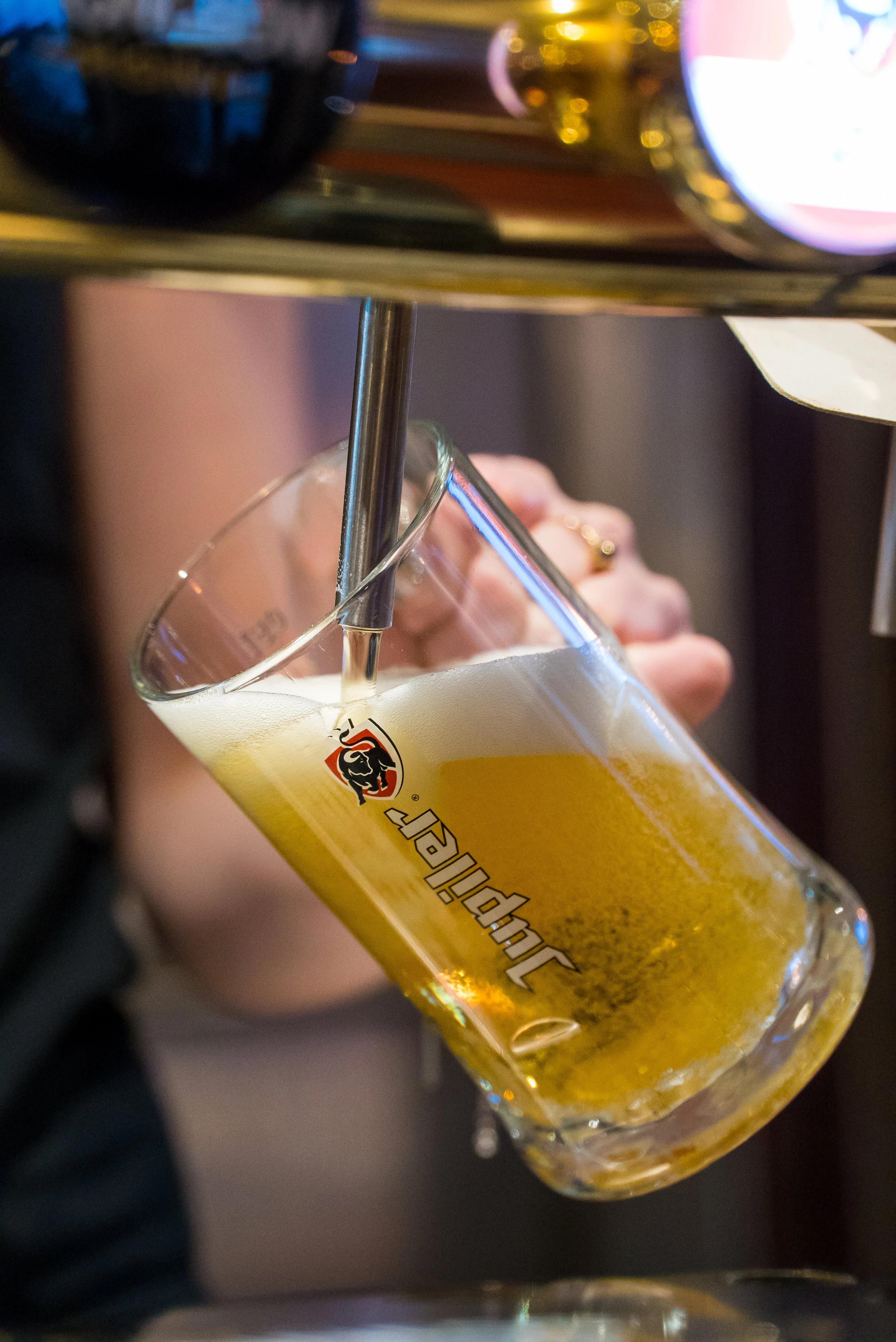 Pouring Beer 3.jpg