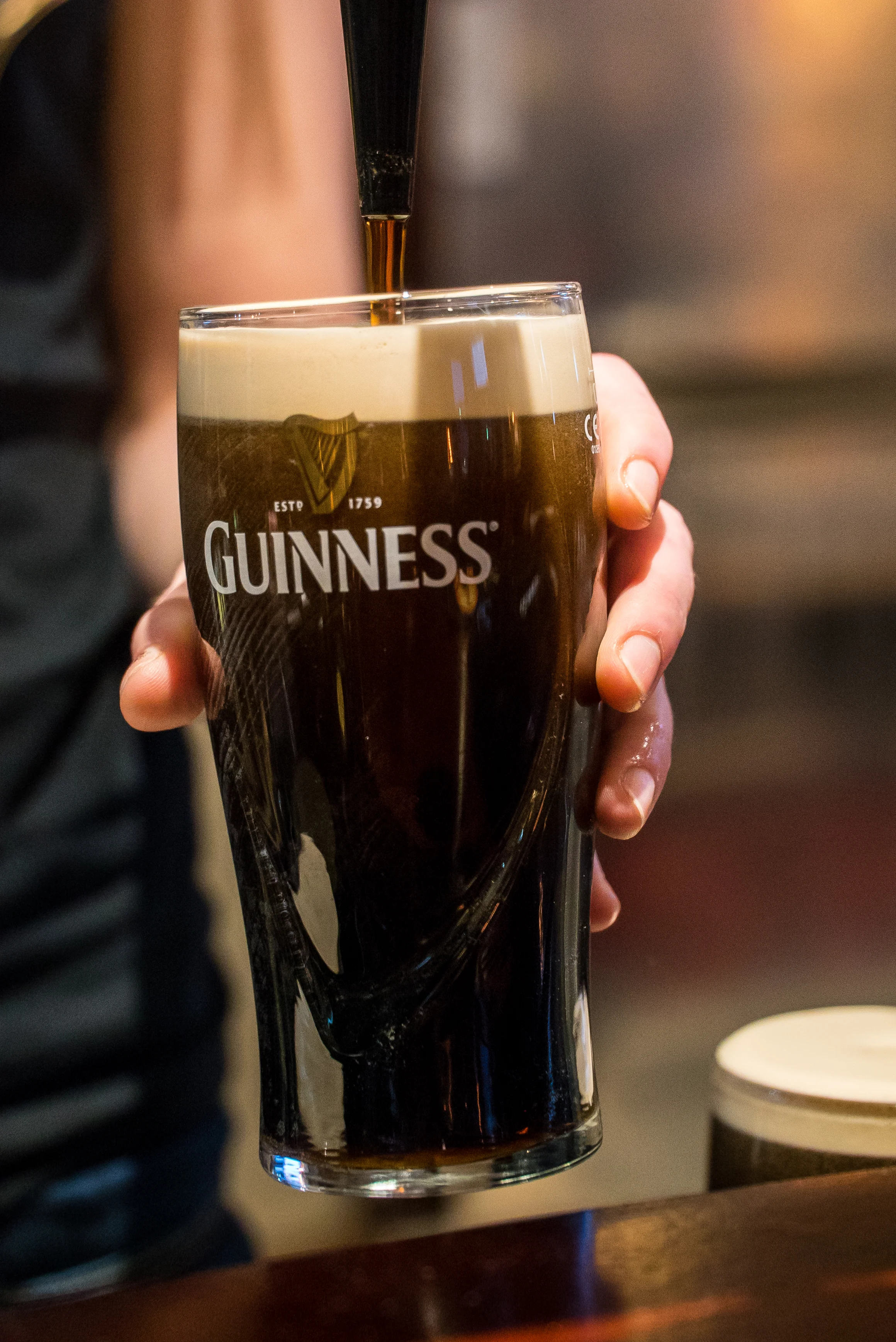 Pouring Beer 11.jpg
