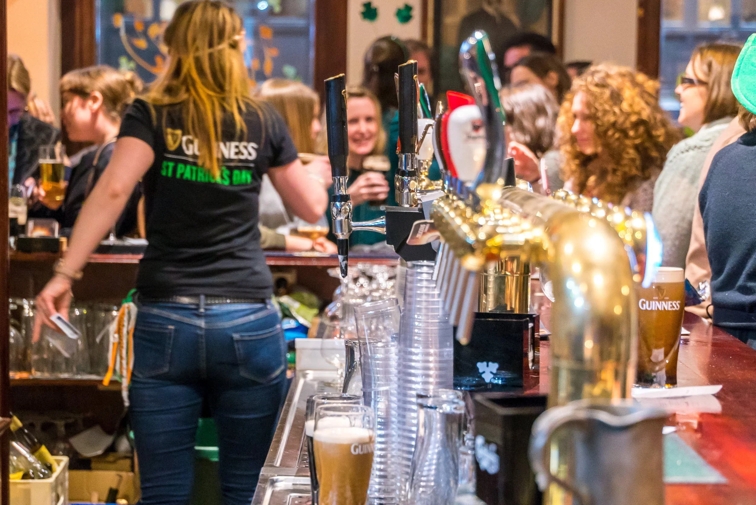 Busy Bar.jpg