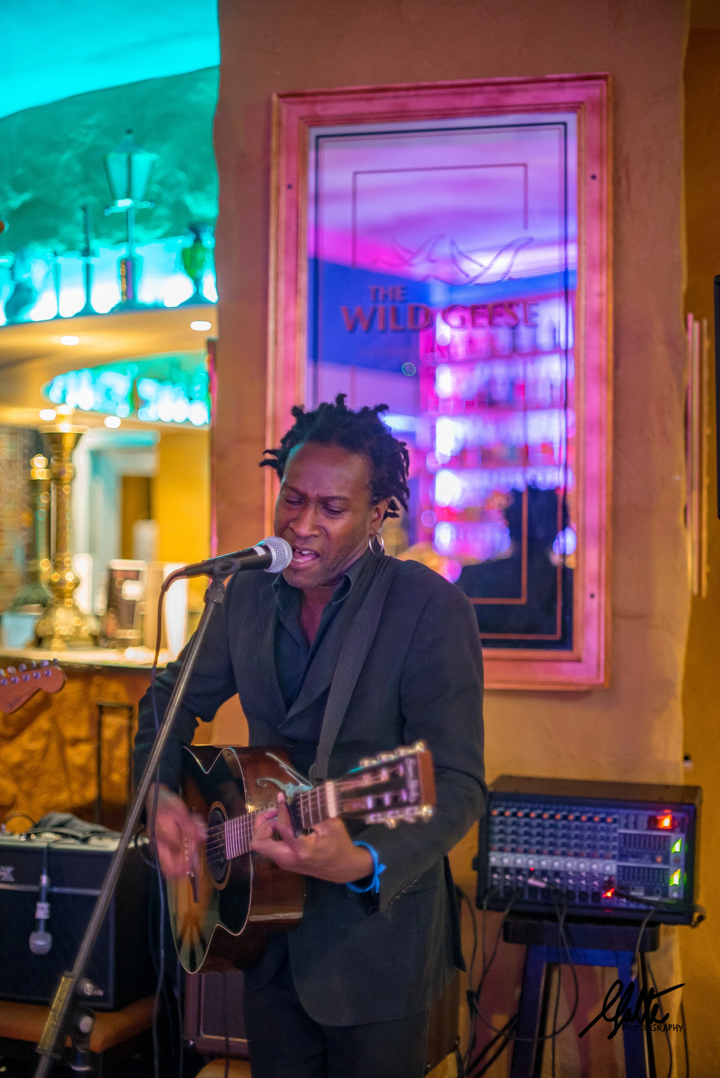 Bai Kamara at the Wild Geese-24.jpg