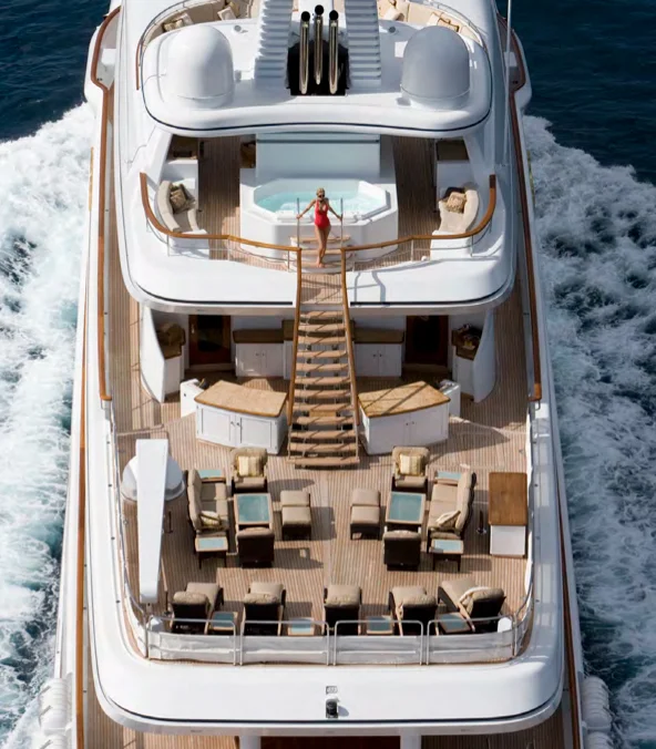 Aerial Stern.jpg