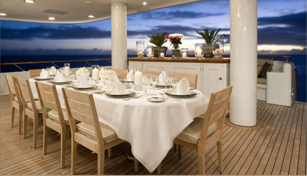 Main Deck Dining.jpg