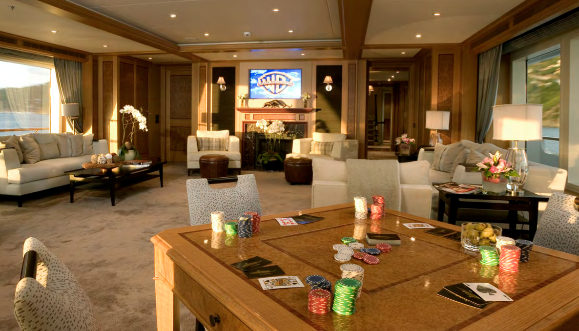 Main Salon Poker.png