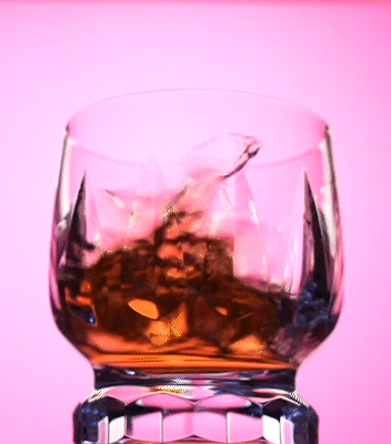 joerg_schieferecke_liquid_pinkglass.gif