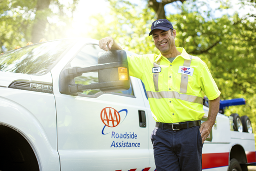 AAA_Service_Man_ROADSIDE_ASSISTANCE_018907_v2.png