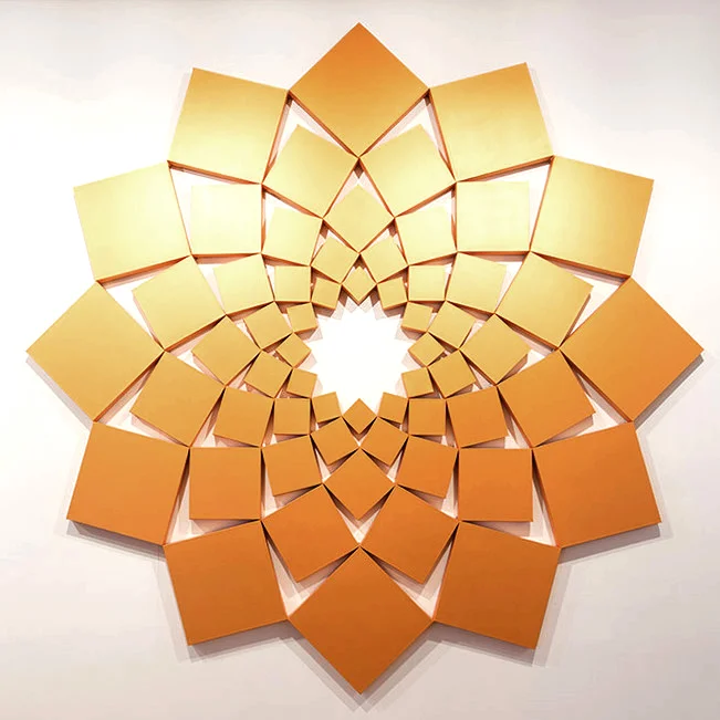 Saida V: Iridescent Gold 1998. Acrylic on 60 canvases. 120 x 120 in., 304.8 x 304.8 cm.