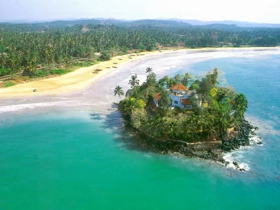 1_Taprobane_Island1.jpg