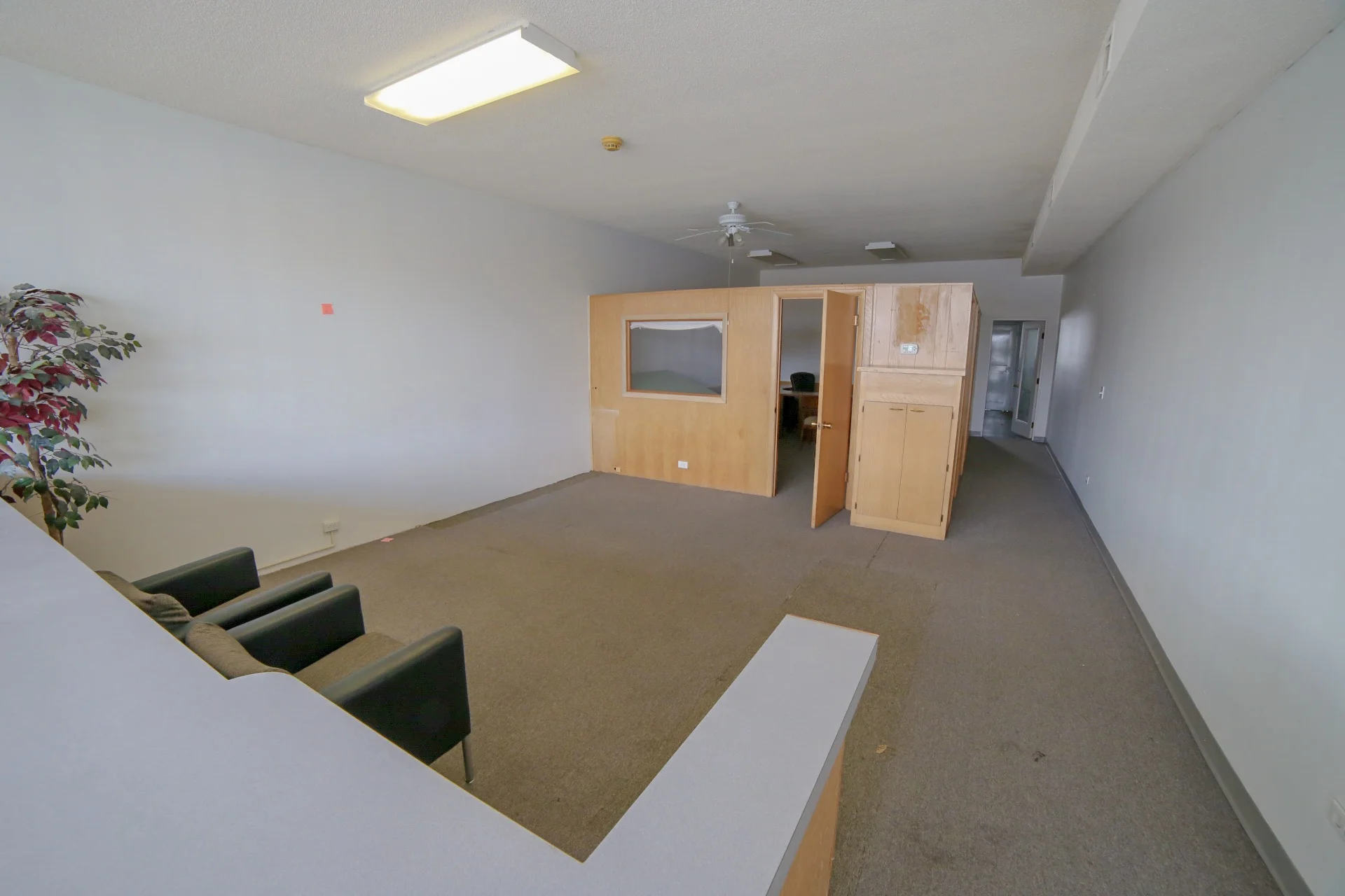 7446 N. Harlem Ave Available
