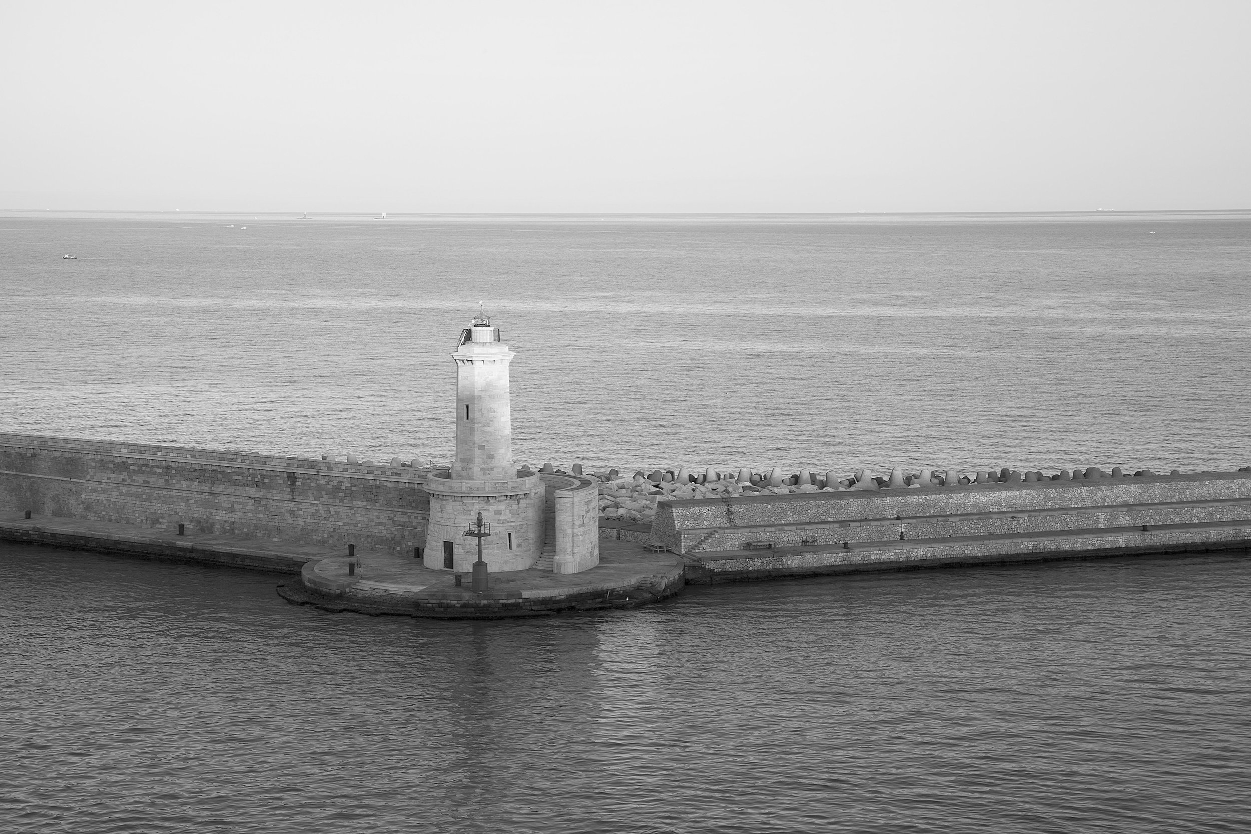 Livorno Seawall 15Oct17.jpg