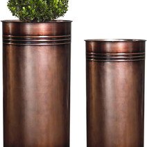 Galvanized planter (Amazon)