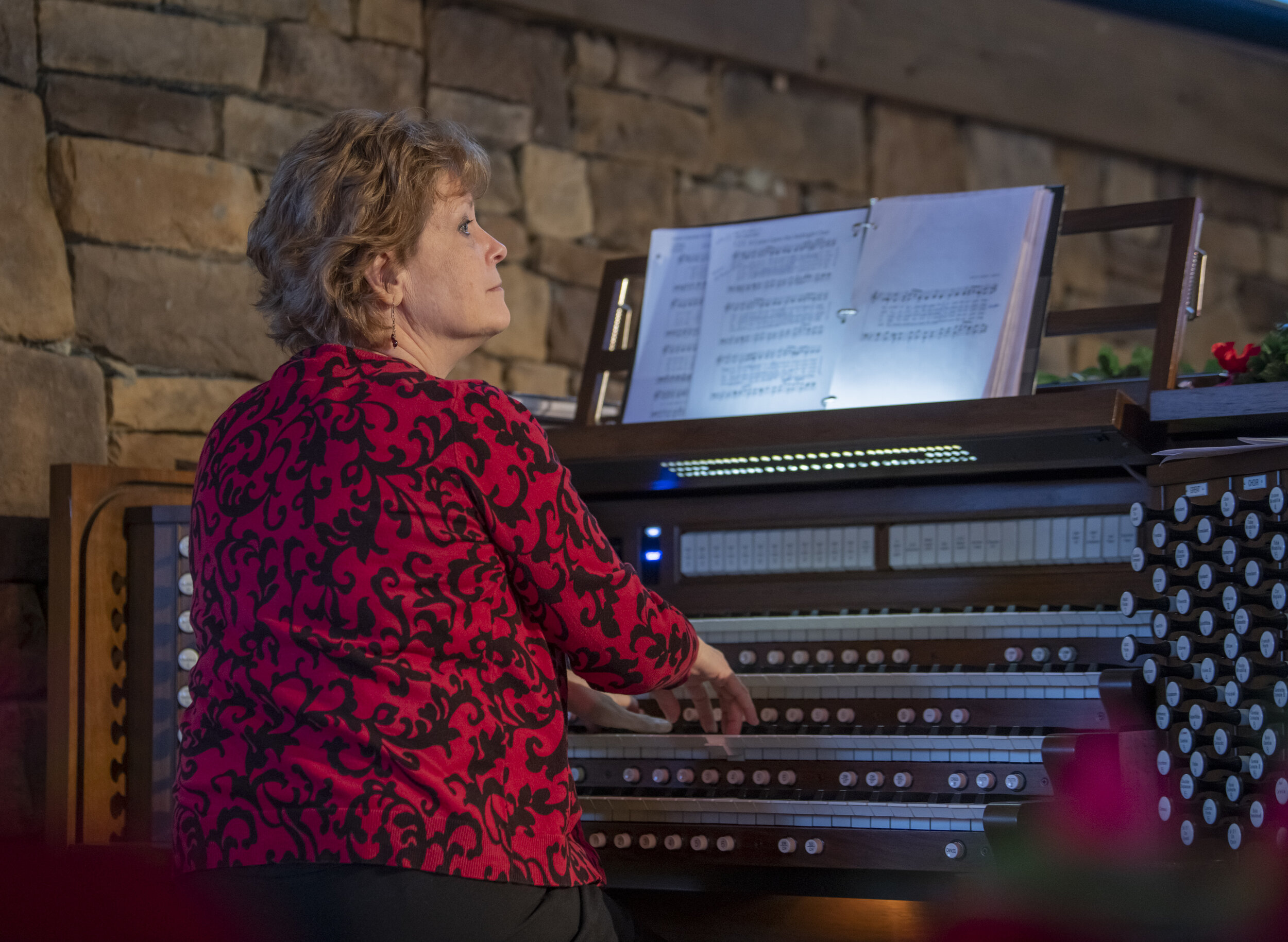 Dr. Jan Kraybill at the organ