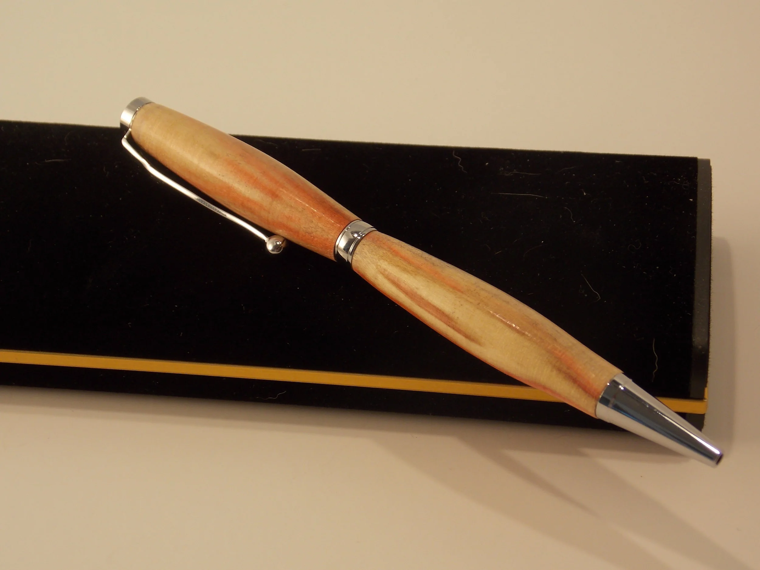Salon D Green-ACBVI-Peachy Wood Pen-Angled View.JPG