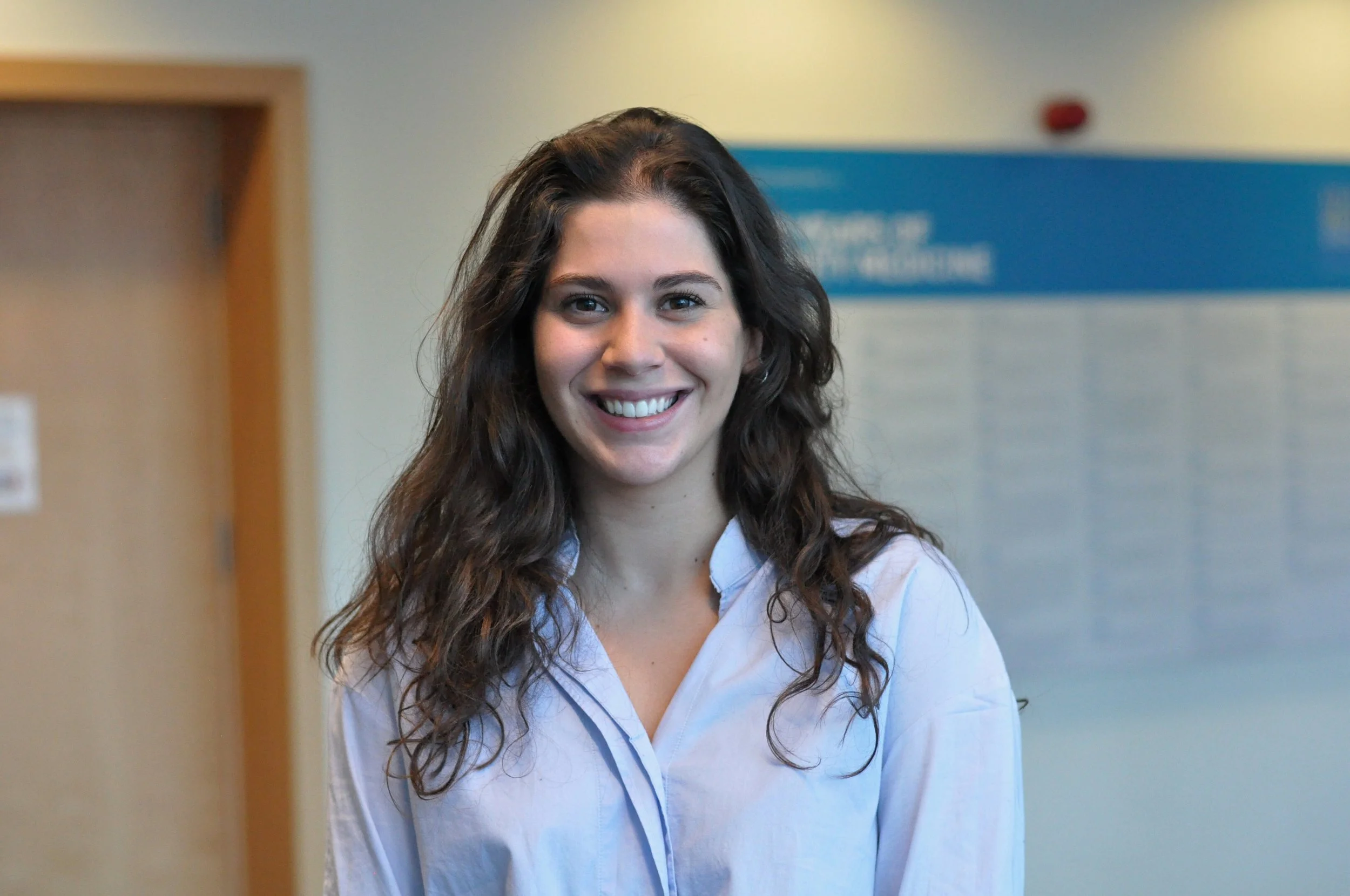 Mina completed her BAI in Biomedical Engineering at Trinity College Dublin in 2018. She is completing her MAI in Biomedical Engineering and is currently working towards her thesis. Her research focuses on developing an electroconductive polymer ink that can be processed by Melt ElectroWriting to print biomaterial scaffolds which can be used in cardiac tissue models.