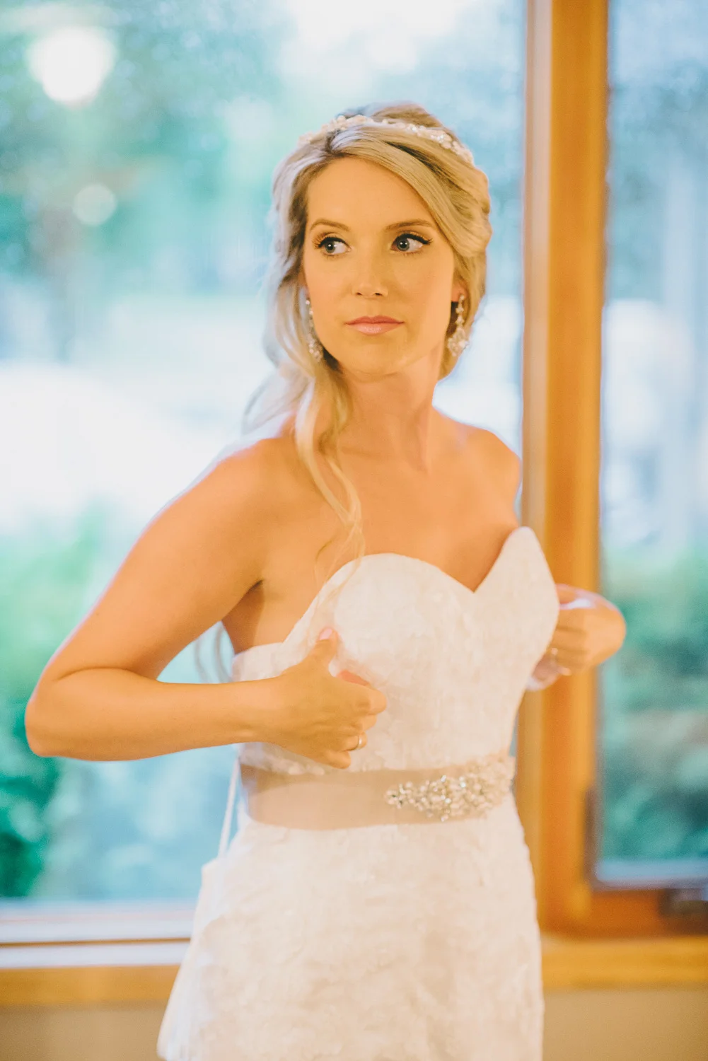 Wedding Planners Winnipeg - Bride Getting Ready Photos