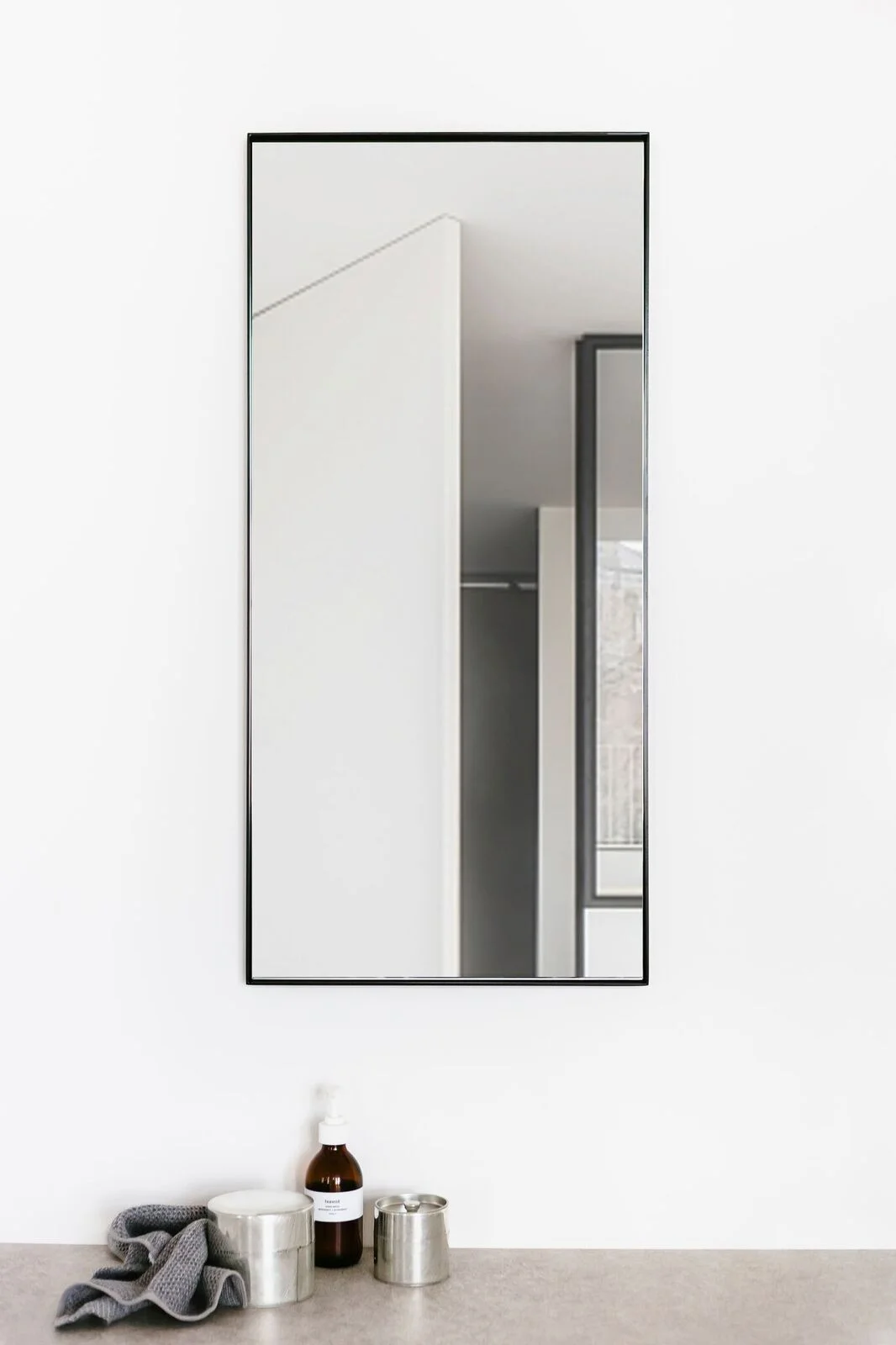 edie black deco 2.jpg