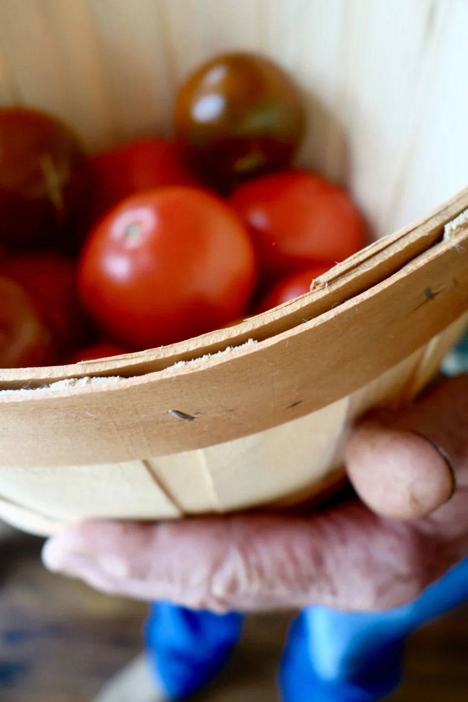 farm-hands-small-food.jpg